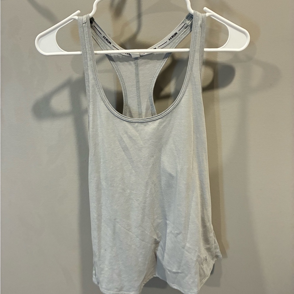 Under Armour Light Gray Heat Gear Tank Top Women’s size medium